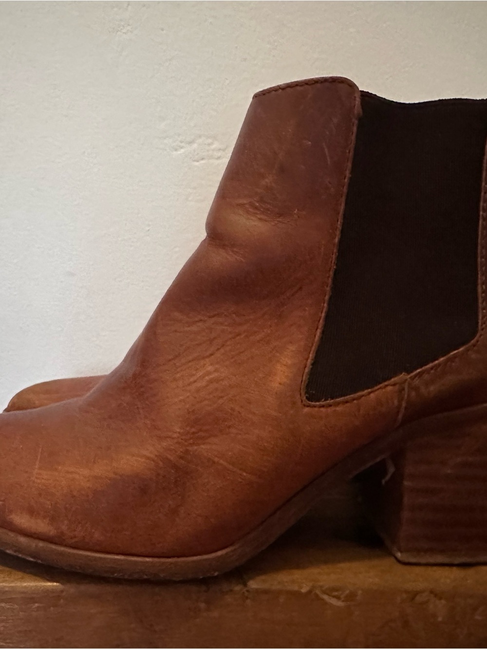 Nisolo Brown Leather Chelsea Booties with Black Elastic Panel